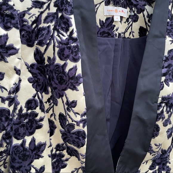 Tory Burch Dayton Flocked Floral Velvet Blazer - Picture 7 of 14